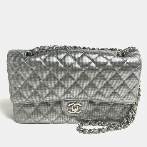 Metallic Quilted Calfskin Pixel Effect Medium Classic Double Flap Bag - Chanel - Modalova