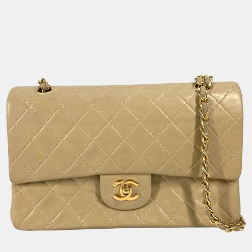 Chanel Beige Leather Medium Classic Double Flap Shoulder Bags - Chanel - Modalova