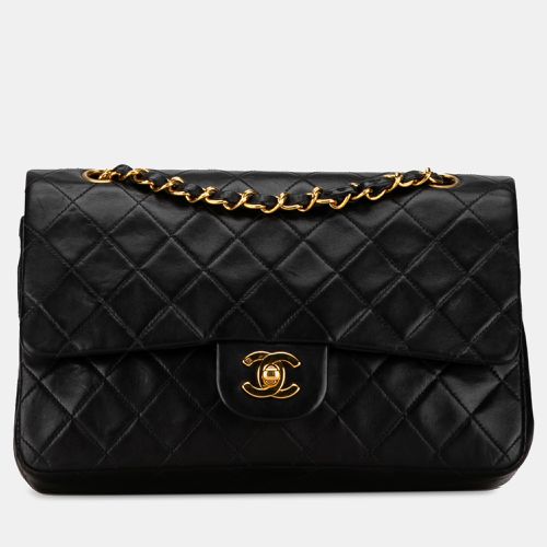 Chanel Medium Classic Lambskin Double Flap Bag - Chanel - Modalova