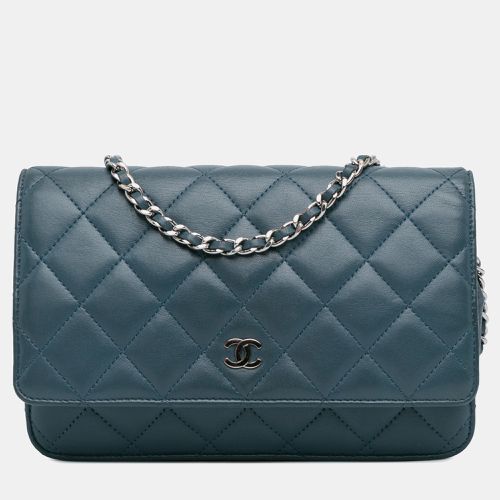 Chanel Blue Tone Lambskin Leather Classic Wallet on Chain - Chanel - Modalova