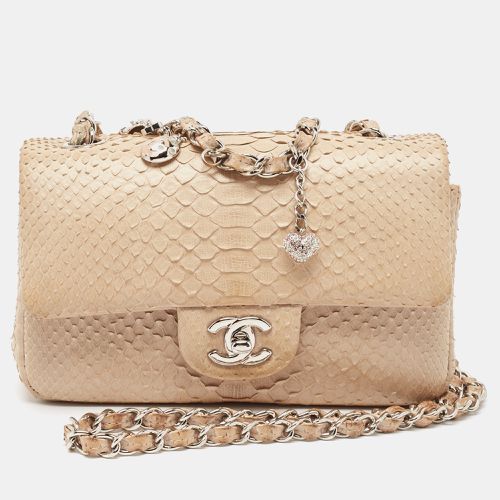 Chanel Beige Python Small Charm Single Flap Bag - Chanel - Modalova