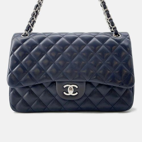 Chanel Navy Blue Leather Medium Classic Double Flap Shoulder Bag - Chanel - Modalova