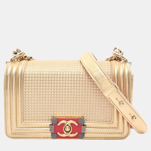 Chanel Gold Lambskin Leather Small Embossed Cube Boy Flap Bag - Chanel - Modalova