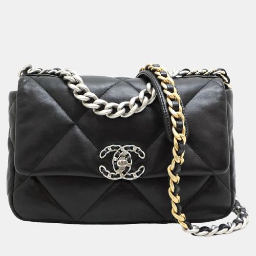 Chanel Black Leather Large 19 Flap Shoulder Bag - Chanel - Modalova