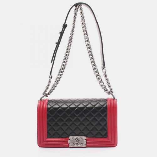 Chanel Black/Red Lambskin Leather Medium Boy Shoulder Bag - Chanel - Modalova