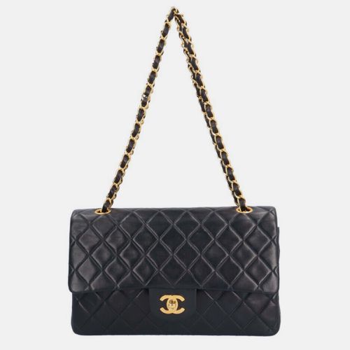 Chanel Black Lambskin Leather Medium Classic Double Flap Shoulder Bag - Chanel - Modalova