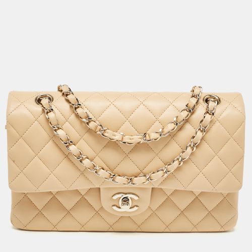 Quilted Leather Medium Classic Double Flap Bag - Chanel - Modalova