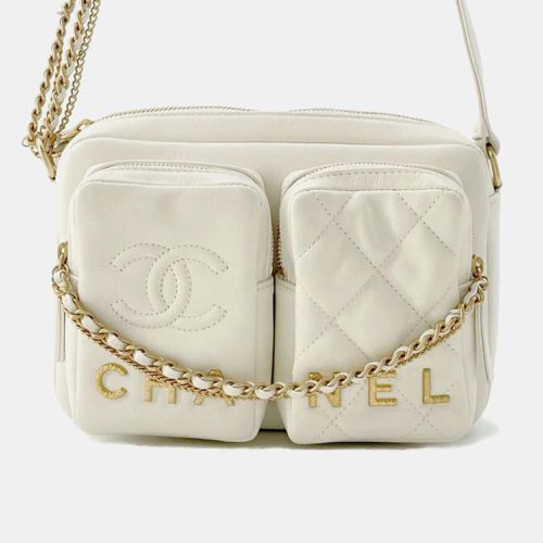 Leather Small Camera Case Shoulder Bag - Chanel - Modalova