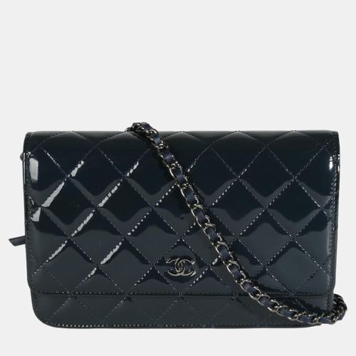 Chanel Navy Blue Quilted Patent Leather Wallet On Chain - Chanel - Modalova