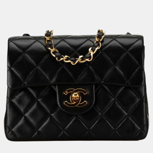 Chanel Black Lambskin Matelasse Coco Mark Chain Shoulder Bag - Chanel - Modalova