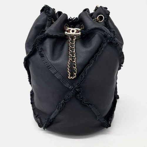 Chanel Bucket Bag - Chanel - Modalova