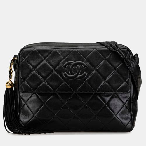 Chanel Black CC Quilted Lambskin Tassel Camera Bag - Chanel - Modalova