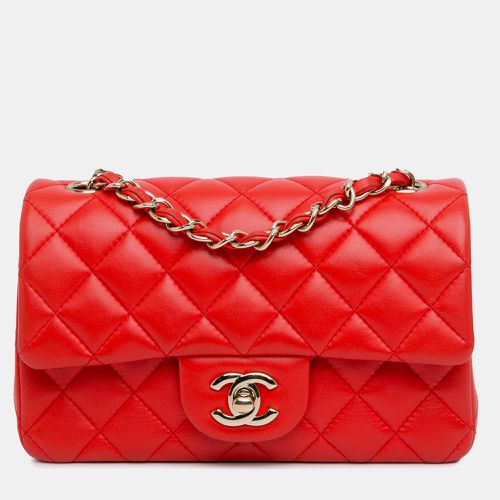 Chanel Rouge Quilted Lambskin Mini Rectangular Classic Flap Bag - Chanel - Modalova