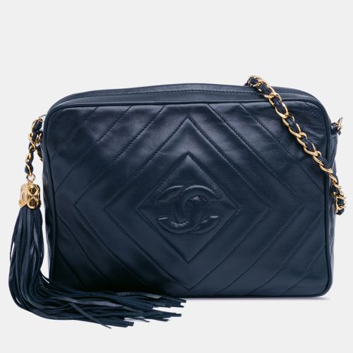 CC Diamond Quilted Lambskin Tassel Crossbody Bag - Chanel - Modalova