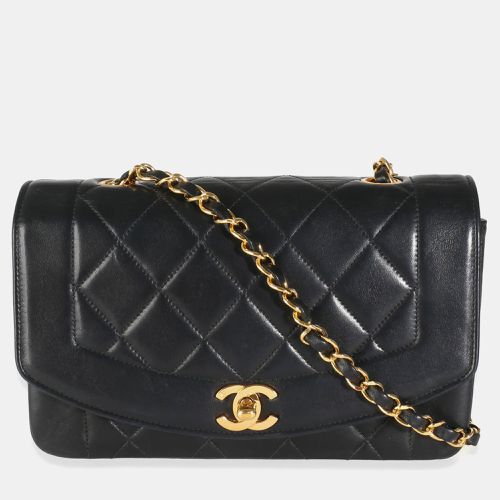 Chanel Black Quilted Lambskin Vintage Medium Diana Flap Bag - Chanel - Modalova