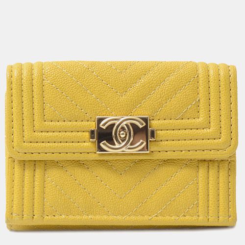 Chanel Yellow Chevron Caviar Small Boy Trifold Flap Wallet - Chanel - Modalova