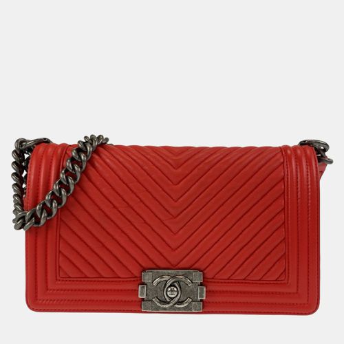 Chanel Red Leather Chevron Medium Boy Shoulder Bag - Chanel - Modalova