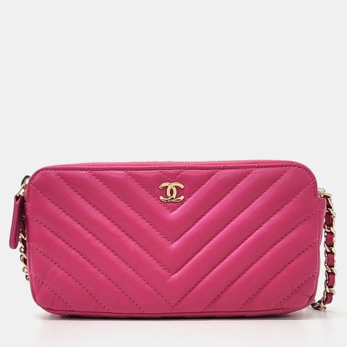 WOC Chevron Mini Crossbody Bag - Chanel - Modalova