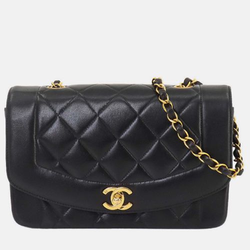 Chanel Black Leather Diana Matelasse 22 Chain Shoulder Bag - Chanel - Modalova