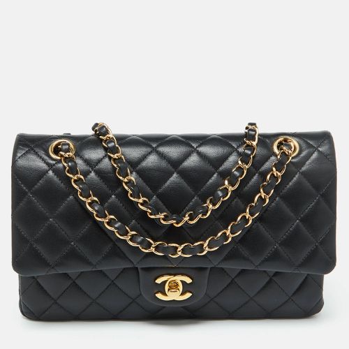 Chanel Black Quilted Leather Medium Classic Double Flap Bag - Chanel - Modalova