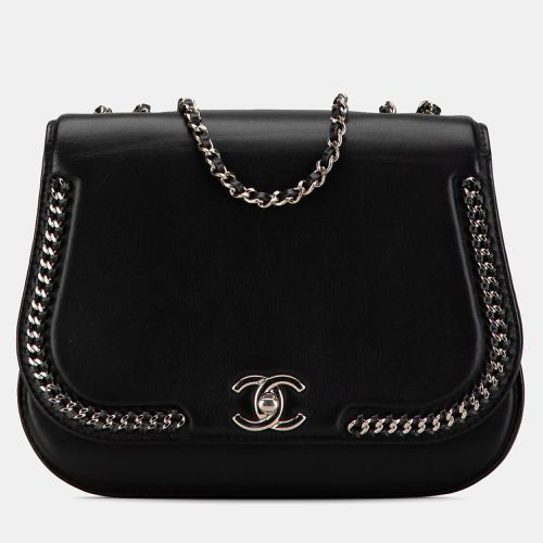 Chanel Black Calfskin Braided Small Chic Flap Bag - Chanel - Modalova