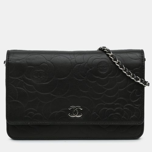 Chanel Lambskin Camellia Embossed Wallet On Chain - Chanel - Modalova