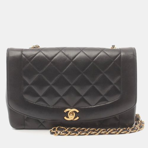 Lambskin Matelasse Diana Flap Shoulder Bag - Chanel - Modalova