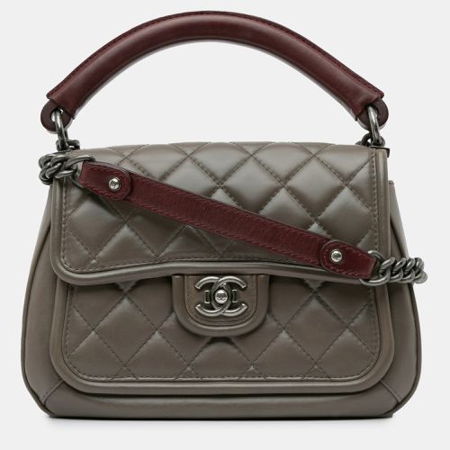 Chanel Grey Medium Calfskin Leather Prestige Flap Bag - Chanel - Modalova