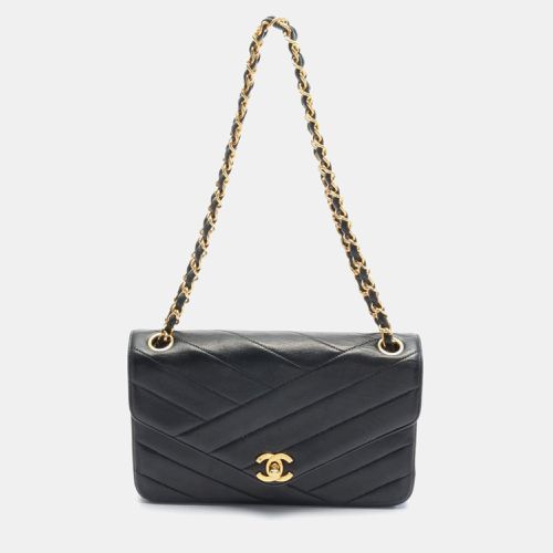 Chanel Black Lambskin Mademoiselle Shoulder Bag - Chanel - Modalova