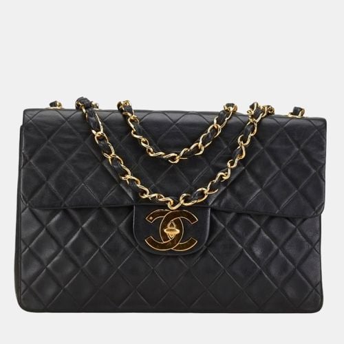 Lambskin Matelasse Coco Mark Chain Shoulder Bag - Chanel - Modalova