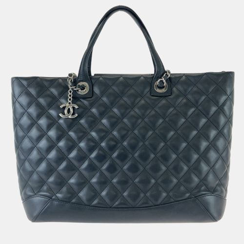 Chanel Black Quilted Calfskin Small Easy Shopping Tote Bag - Chanel - Modalova