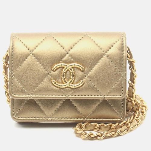 Chanel Gold Leather Matelasse Shoulder Bag - Chanel - Modalova