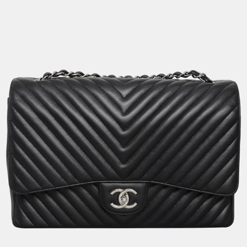 Chanel Black Caviar Leather Chevron Maxi Double Flap Bag - Chanel - Modalova