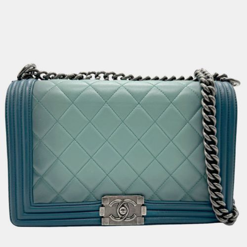 Chanel Green Lambskin Boy Chanel Shoulder Bag - Chanel - Modalova