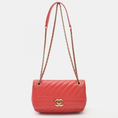 Chanel Red Leather Chevron Bias Stitch Shoulder Bag - Chanel - Modalova