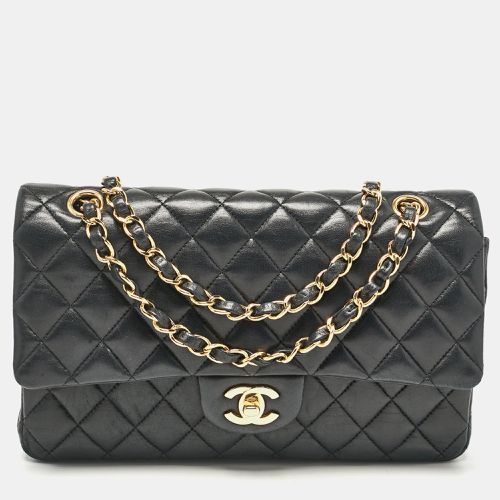 Quilted Leather Medium Classic Double Flap Bag - Chanel - Modalova