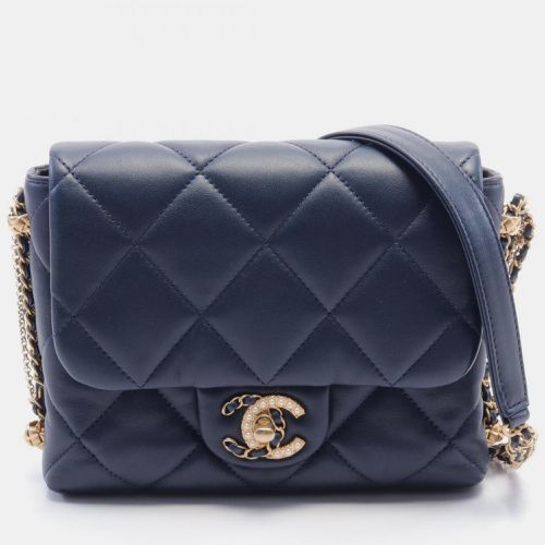 Chanel Navy Leather 19 Disneuf Matelasse Shoulder Bag - Chanel - Modalova