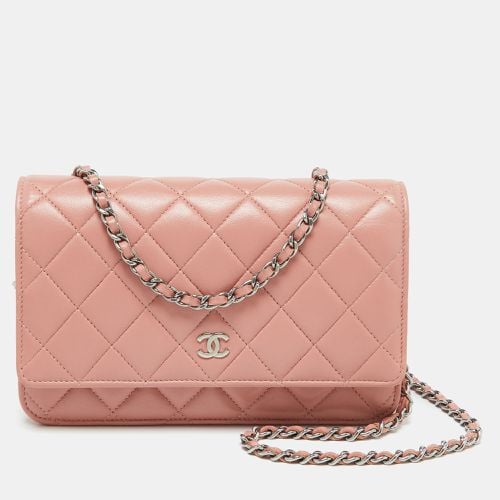 Chanel Peach Pink Quilted Leather CC Flap Wallet on Chain - Chanel - Modalova