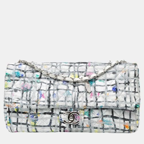 Chanel White Medium Calfskin Hand Painted Graffiti Flap - Chanel - Modalova