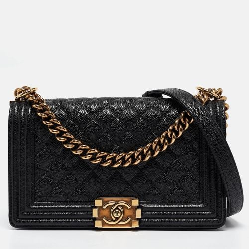 Chanel Black Quilted Caviar Leather Medium Boy Flap Bag - Chanel - Modalova