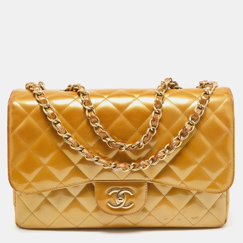 Chanel Gold Quilted Patent Leather Jumbo Classic Single Flap Bag - Chanel - Modalova