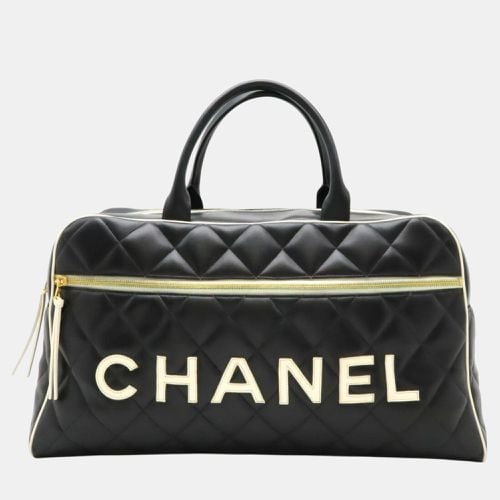 White Leather Matelasse Bowling Boston Bag - Chanel - Modalova