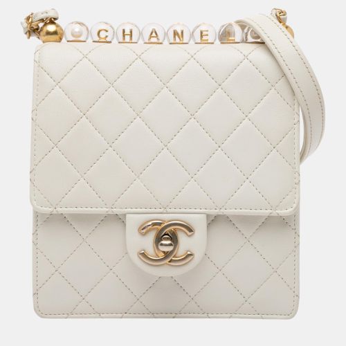 Chanel Small Lambskin Chic Pearls Flap - Chanel - Modalova