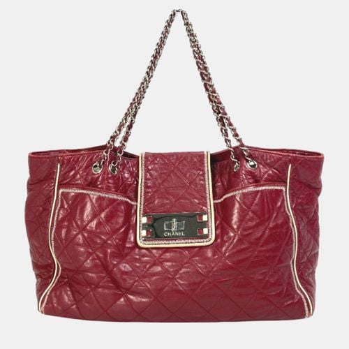 Chanel Red Leather Quilted 2.55 Matelasse W Chain Tote Bag - Chanel - Modalova