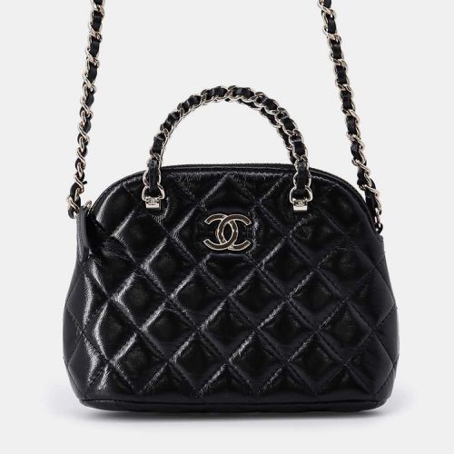 Chanel Black Shiny Lambskin Matelasse Chain Clutch Shoulder Bag Size Small - Chanel - Modalova