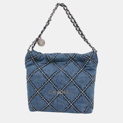 Chanel Blue Denim Matelasse Chanel22 bag Small - Chanel - Modalova