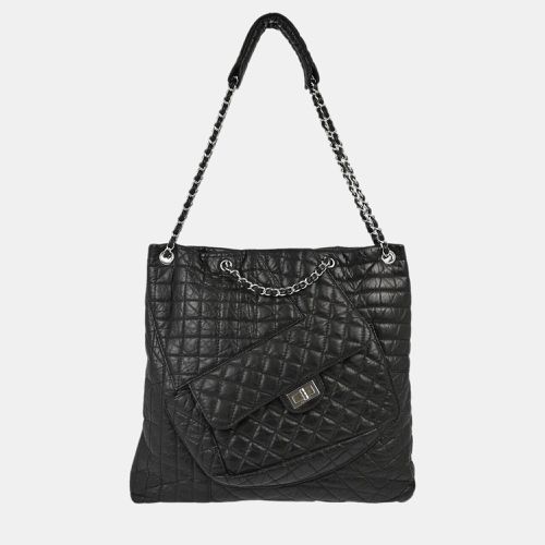 Chanel Black Calfskin Mademoiselle Lock Tote Bag - Chanel - Modalova