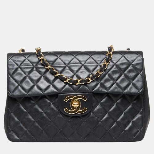 Chanel Black Maxi XL Classic Lambskin Single Flap - Chanel - Modalova