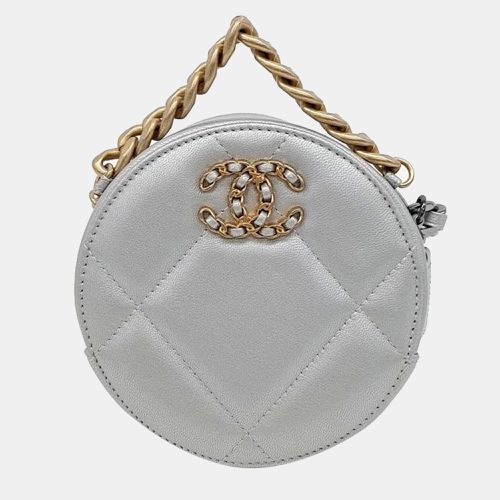 Chanel 19 round mini Crossbody bag - Chanel - Modalova