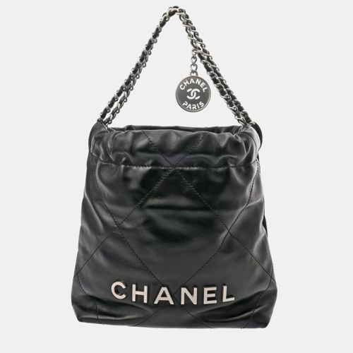 Chanel Black Shiny Calfskin Chanel 22 Handbag - Chanel - Modalova